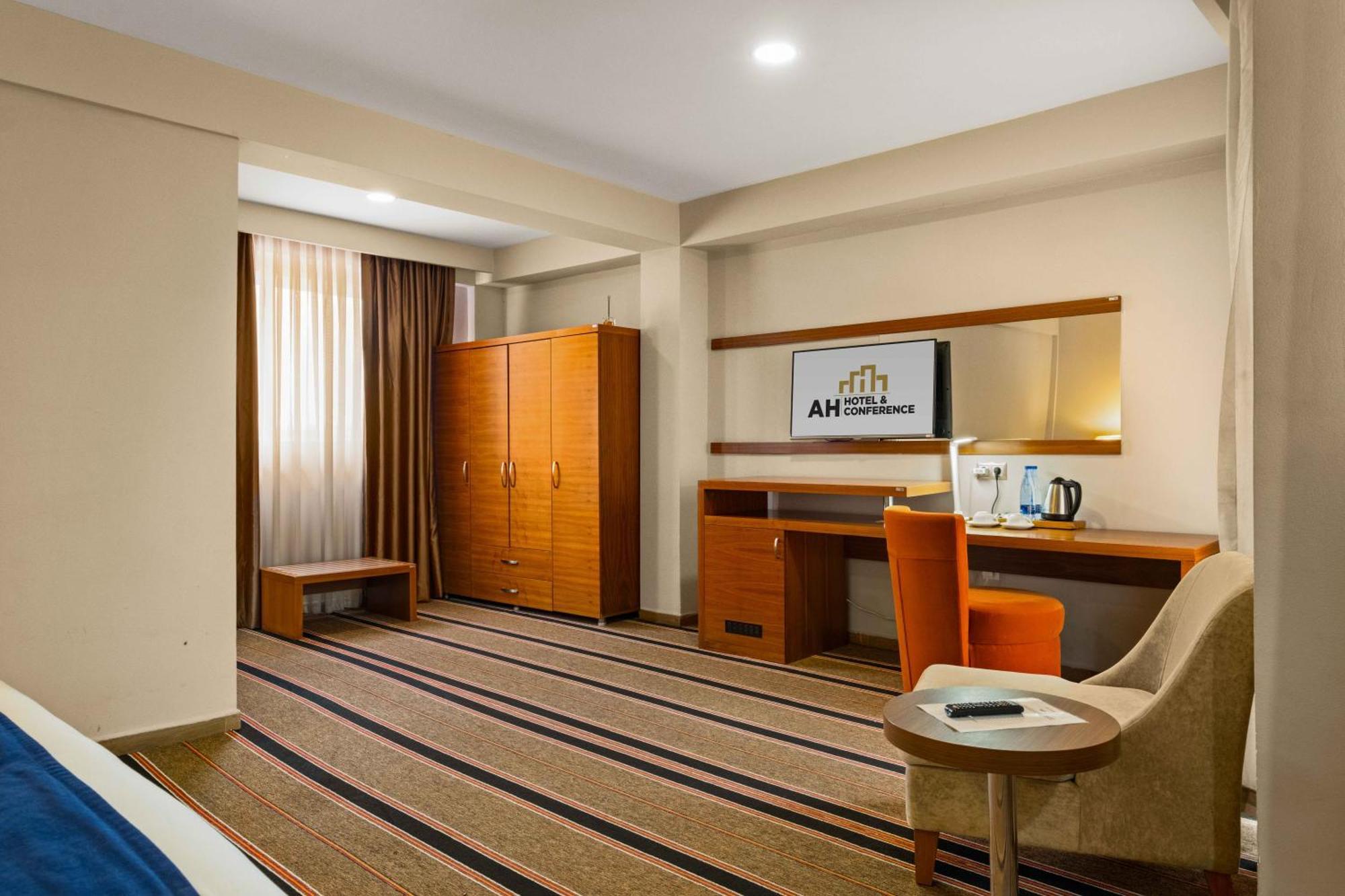 Ah Hotel And Conferences Madina Zewnętrze zdjęcie