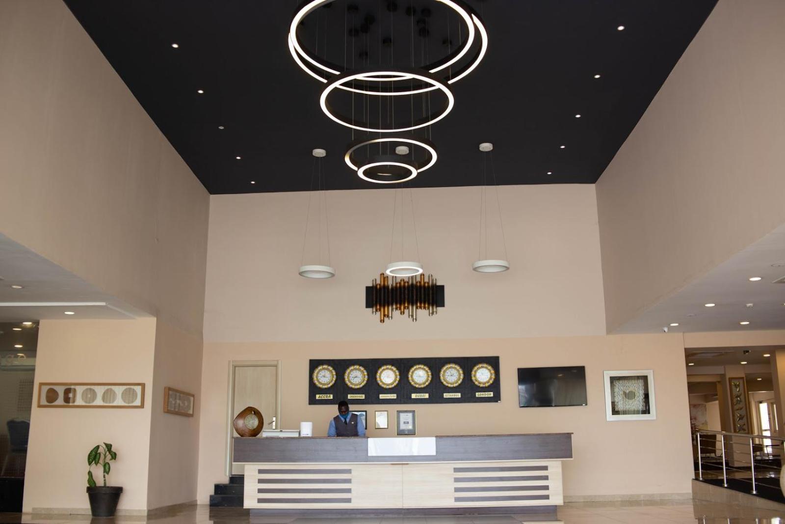 Ah Hotel And Conferences Madina Zewnętrze zdjęcie