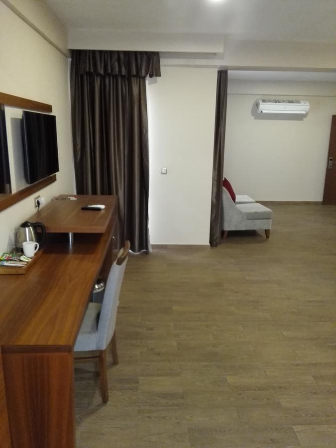 Ah Hotel And Conferences Madina Zewnętrze zdjęcie
