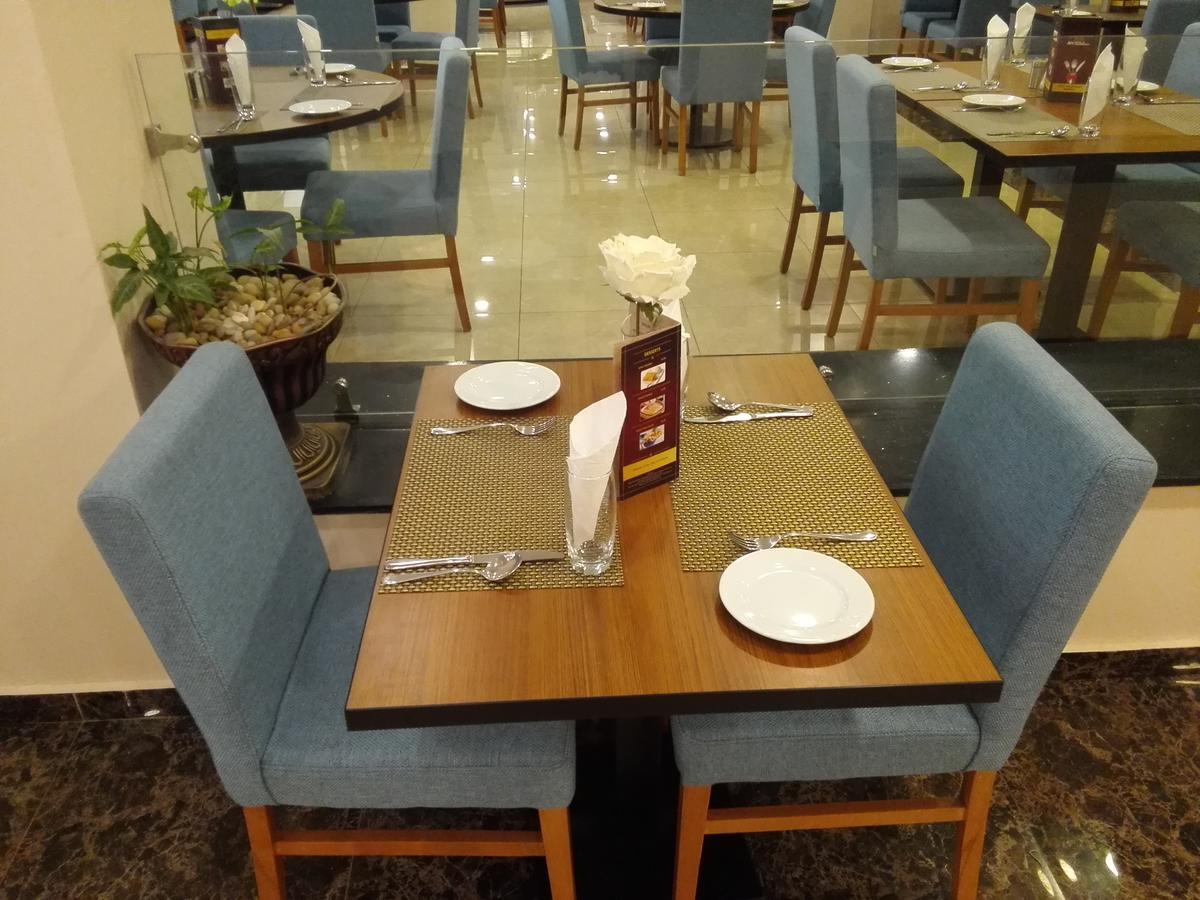 Ah Hotel And Conferences Madina Zewnętrze zdjęcie