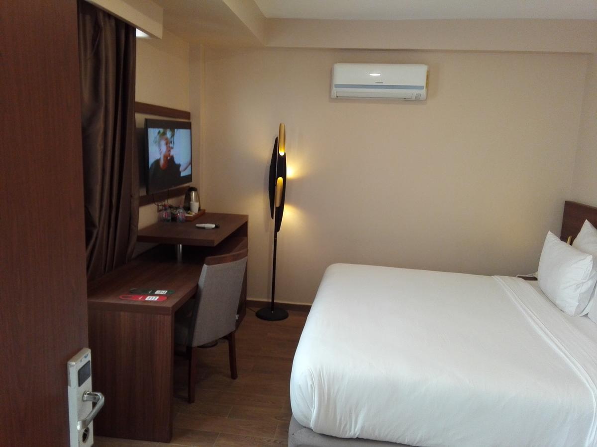 Ah Hotel And Conferences Madina Zewnętrze zdjęcie