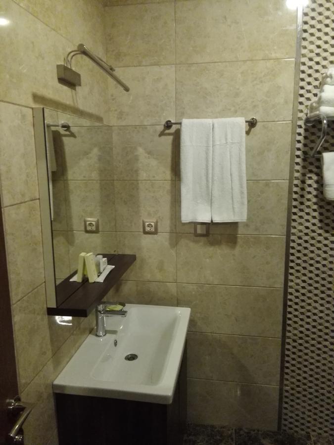 Ah Hotel And Conferences Madina Zewnętrze zdjęcie
