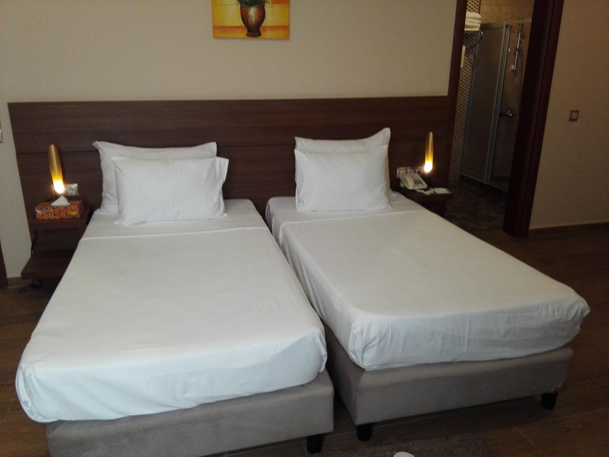 Ah Hotel And Conferences Madina Zewnętrze zdjęcie