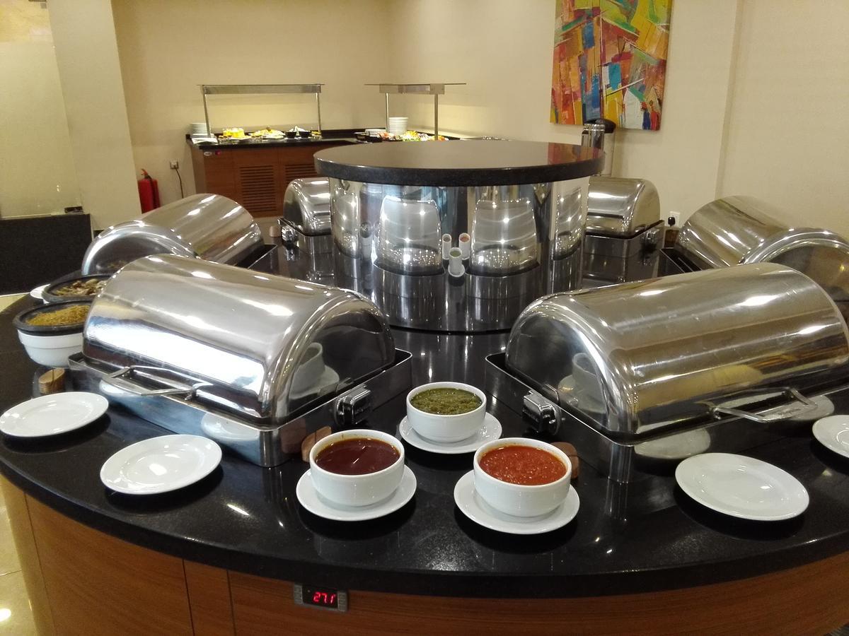 Ah Hotel And Conferences Madina Zewnętrze zdjęcie