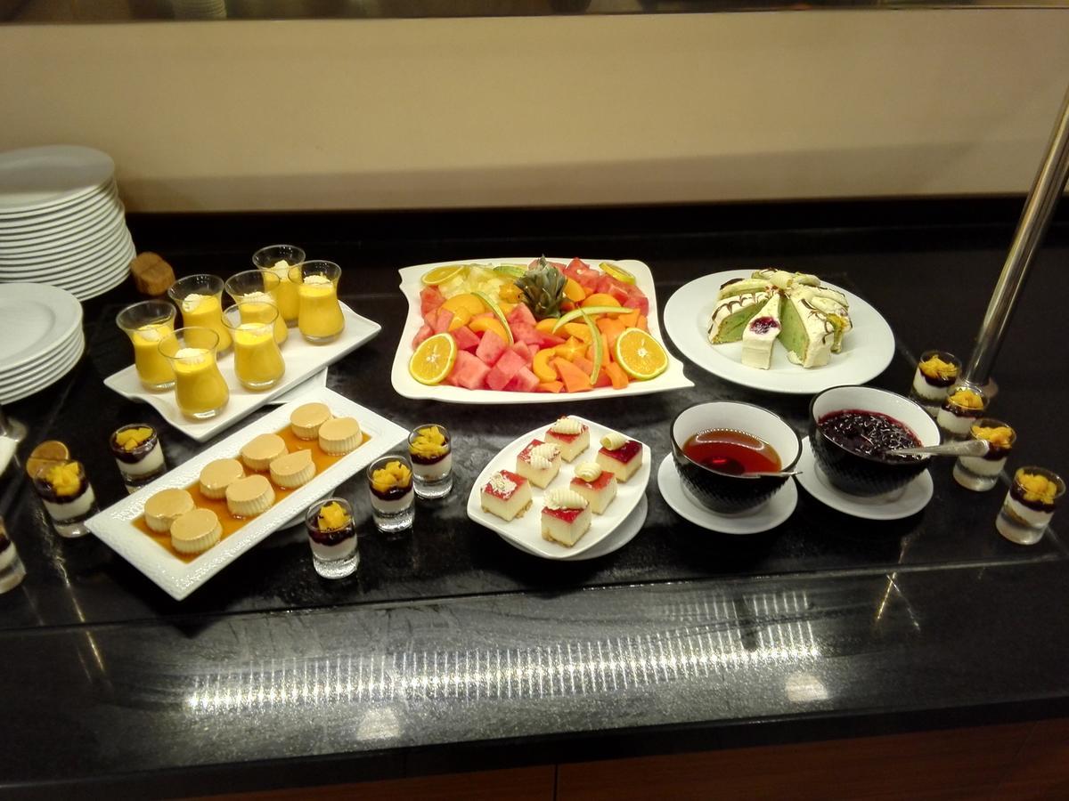 Ah Hotel And Conferences Madina Zewnętrze zdjęcie