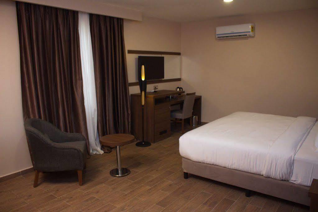 Ah Hotel And Conferences Madina Zewnętrze zdjęcie